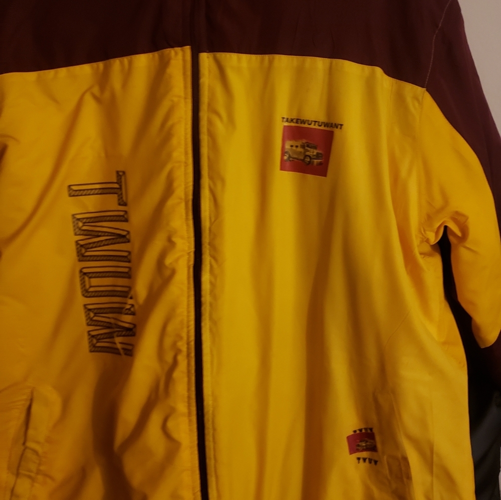 Coat - Picture 2 of 2
